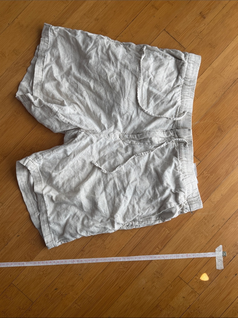 H&M Light Cream Athletic Drawstring Linen-Blend Shorts